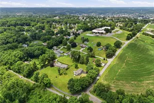 201 Hillvue Dr, Twp of But SE, PA 16001 - Photo 31
