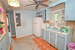 1115 Roosevelt St, Shenango Township, PA 16101 - Photo 9