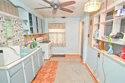 1115 Roosevelt St, Shenango Township, PA 16101 - Photo 5