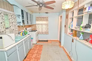 1115 Roosevelt St, Shenango Township, PA 16101 - Photo 5