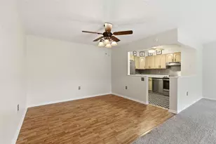 2160 Greentree Rd, Scott Township, PA 15220 - Photo 11