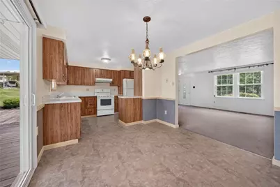 9 Robinwood Dr, Findlay Township, PA 15108 - Photo 9