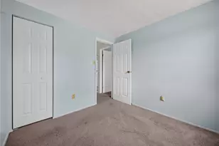 9 Robinwood Dr, Findlay Township, PA 15108 - Photo 15