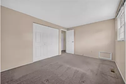 9 Robinwood Dr, Findlay Township, PA 15108 - Photo 11