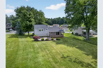 9 Robinwood Dr, Findlay Township, PA 15108 - Photo 25