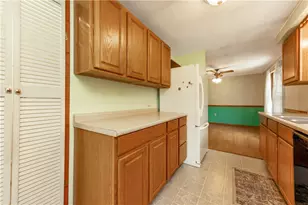 206 Lytle School Rd, Sandy Lake Township, PA 16145 - Photo 11