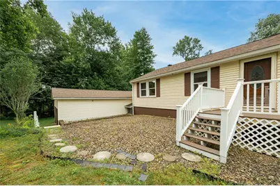206 Lytle School Rd, Sandy Lake Township, PA 16145 - Photo 3