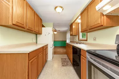 206 Lytle School Rd, Sandy Lake Township, PA 16145 - Photo 11