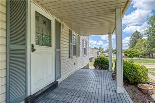 512 Aten Rd, Findlay Township, PA 15108 - Photo 3