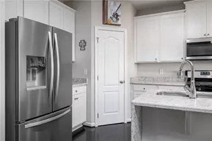 2194 Shawnee Dr, South Strabane, PA 15301 - Photo 7