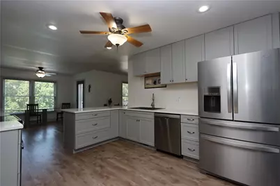 208 Howard Rd, Economy, PA 15143 - Photo 21