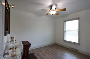 208 Howard Rd, Economy, PA 15143 - Photo 29
