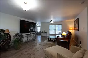 208 Howard Rd, Economy, PA 15143 - Photo 17