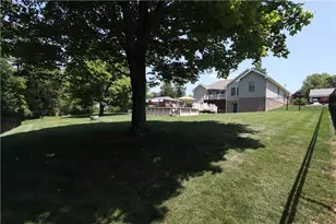 208 Howard Rd, Economy, PA 15143 - Photo 5