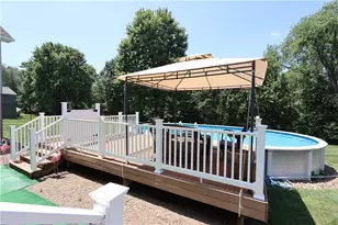 208 Howard Rd, Economy, PA 15143 - Photo 17