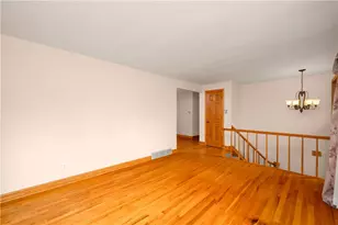 112 Philmar Dr, Summit Township, PA 16002 - Photo 11