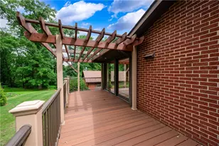 112 Philmar Dr, Summit Township, PA 16002 - Photo 7