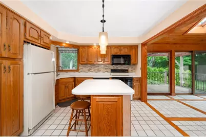 112 Phil Mar Drive, Summit Township, PA 16002 - Photo 15
