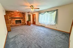 1398 S Center St Ext, Pine Township, PA 16127 - Photo 7