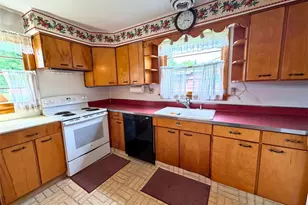 1398 S Center St Ext, Pine Township, PA 16127 - Photo 11