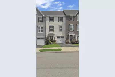 2002 Cade Dr, Center Township, PA 15061 - Photo 1