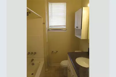 1200 Holmes St, McKees Rocks, PA 15136 - Photo 9