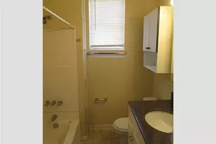 1200 Holmes St, McKees Rocks, PA 15136 - Photo 9