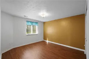 101 Victoria Dr, North Strabane, PA 15317 - Photo 11