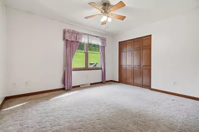 1105 Hazel St, South Park, PA 15236 - Photo 31