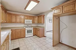 1105 Hazel St, South Park, PA 15236 - Photo 17
