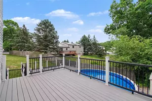 149 Briarwood Ln, Cranberry Township, PA 16066 - Photo 9