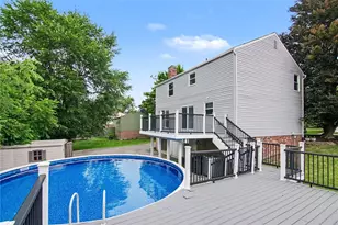 149 Briarwood Ln, Cranberry Township, PA 16066 - Photo 9