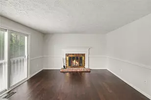 149 Briarwood Ln, Cranberry Township, PA 16066 - Photo 7