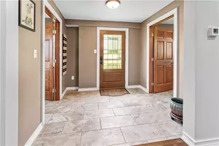 1147 N Gallatin Ave Ext, Uniontown, PA 15401 - Photo 5