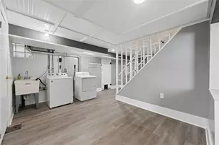 1177 St Vincent Dr, Monroeville, PA 15146 - Photo 27