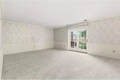 4677 Bayard St #204, Pittsburgh, PA 15213 - Photo 9