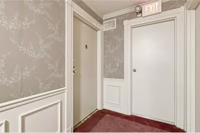 4677 Bayard St #204, Pittsburgh, PA 15213 - Photo 31