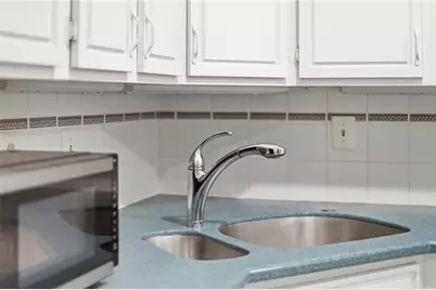 4677 Bayard St #204, Pittsburgh, PA 15213 - Photo 19