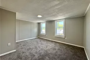 594 E Madison St, Rochester, PA 15074 - Photo 11