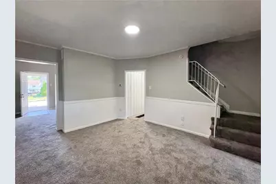 594 E Madison St, Rochester, PA 15074 - Photo 5