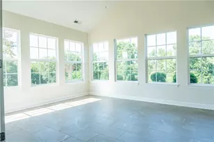 906 Spring Valley Dr, Cranberry Township, PA 16063 - Photo 11