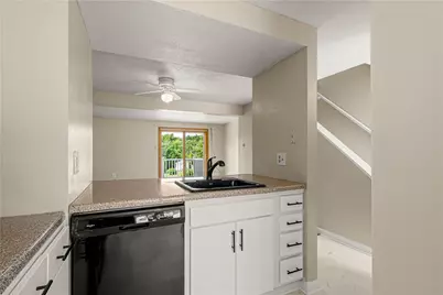 6246 Springhouse Pl, South Fayette, PA 15017 - Photo 9