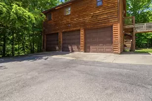 1826 Toms Run Rd, Holbrook, PA 15341 - Photo 3