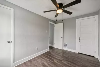553 Farnsworth, Clairton, PA 15025 - Photo 11