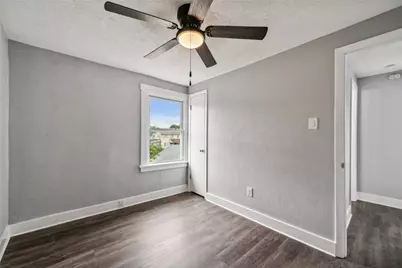 553 Farnsworth, Clairton, PA 15025 - Photo 13
