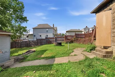 2715 Cleveland St, McKeesport, PA 15132 - Photo 15