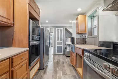 2715 Cleveland St, McKeesport, PA 15132 - Photo 3