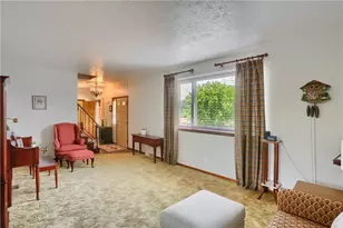 4870 E Willock Rd, Pittsburgh, PA 15227 - Photo 5