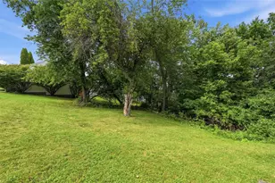 516 Long Dr, Pittsburgh, PA 15241 - Photo 13
