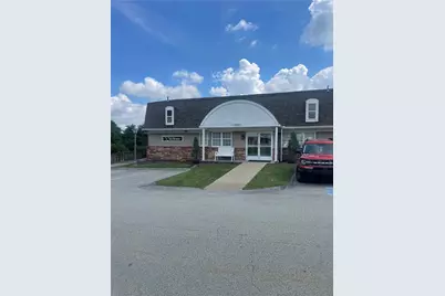 412 Clubhouse Dr, South Strabane, PA 15301 - Photo 3